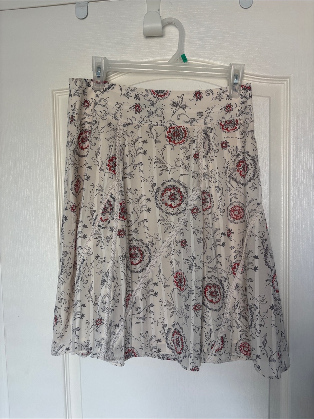 Ann Taylor Ivory Skirt